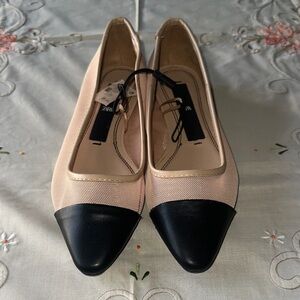 Zara Women's Cream and Black Flats